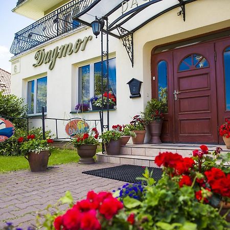 Osrodek Wczasowy Dagmor Bed & Breakfast Ustka Ngoại thất bức ảnh