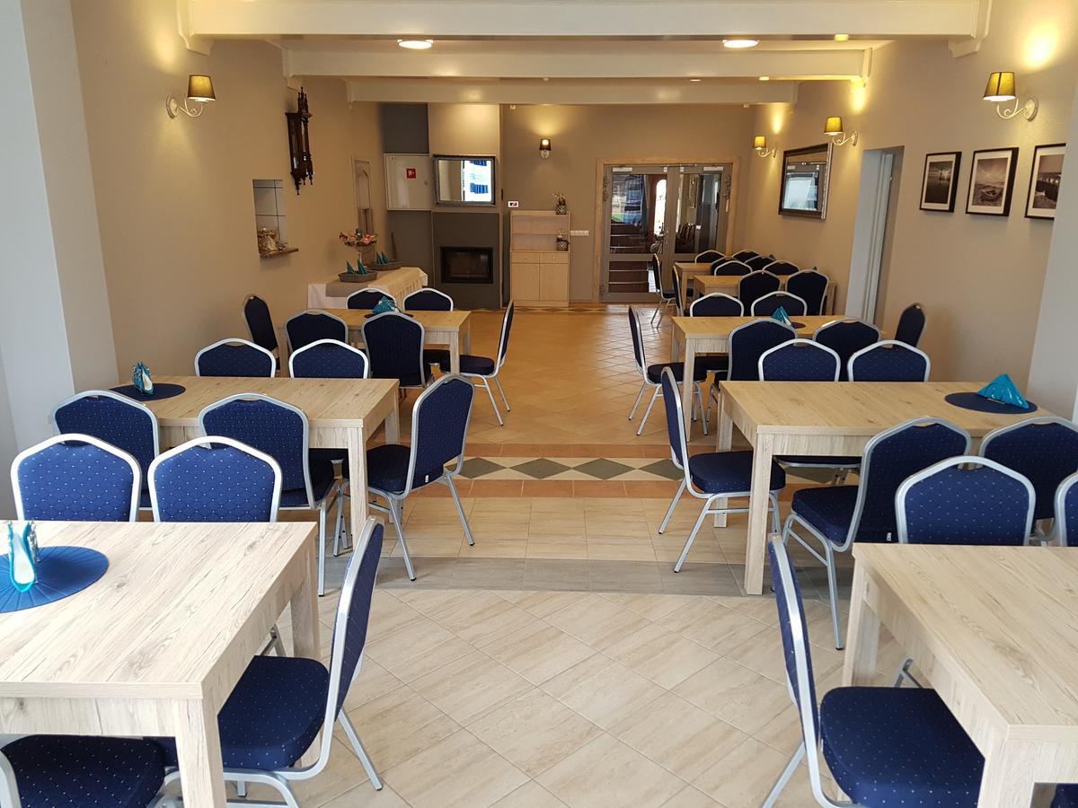 Osrodek Wczasowy Dagmor Bed & Breakfast Ustka Ngoại thất bức ảnh
