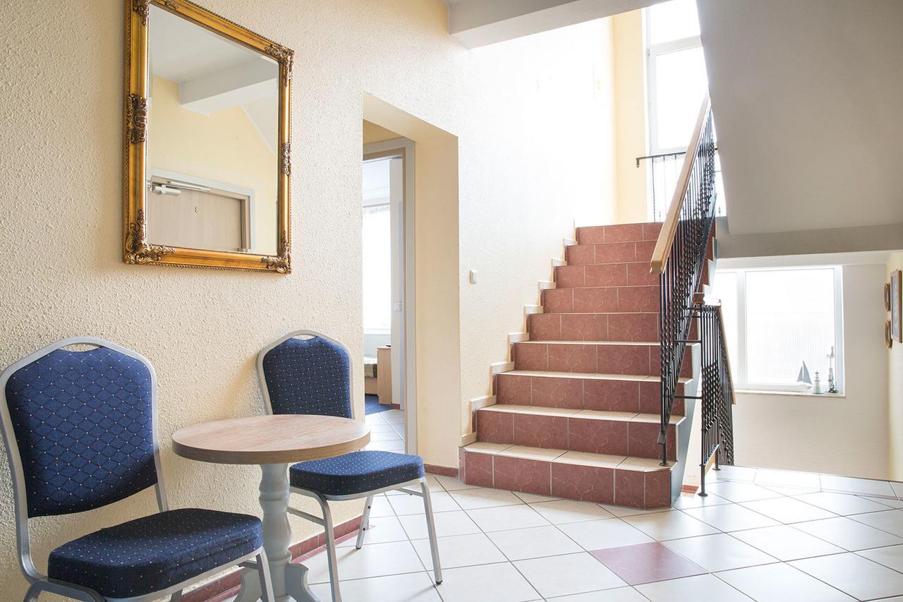 Osrodek Wczasowy Dagmor Bed & Breakfast Ustka Ngoại thất bức ảnh